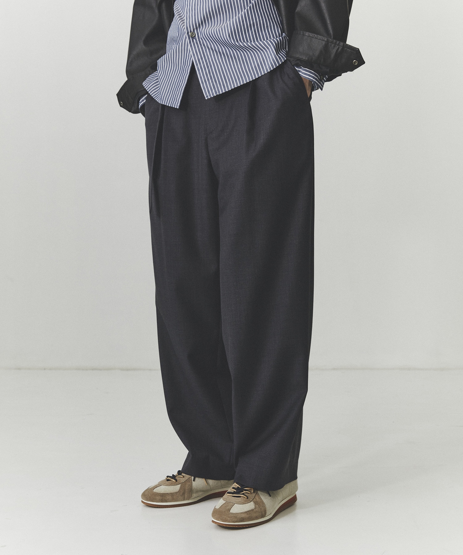 DARK GREY