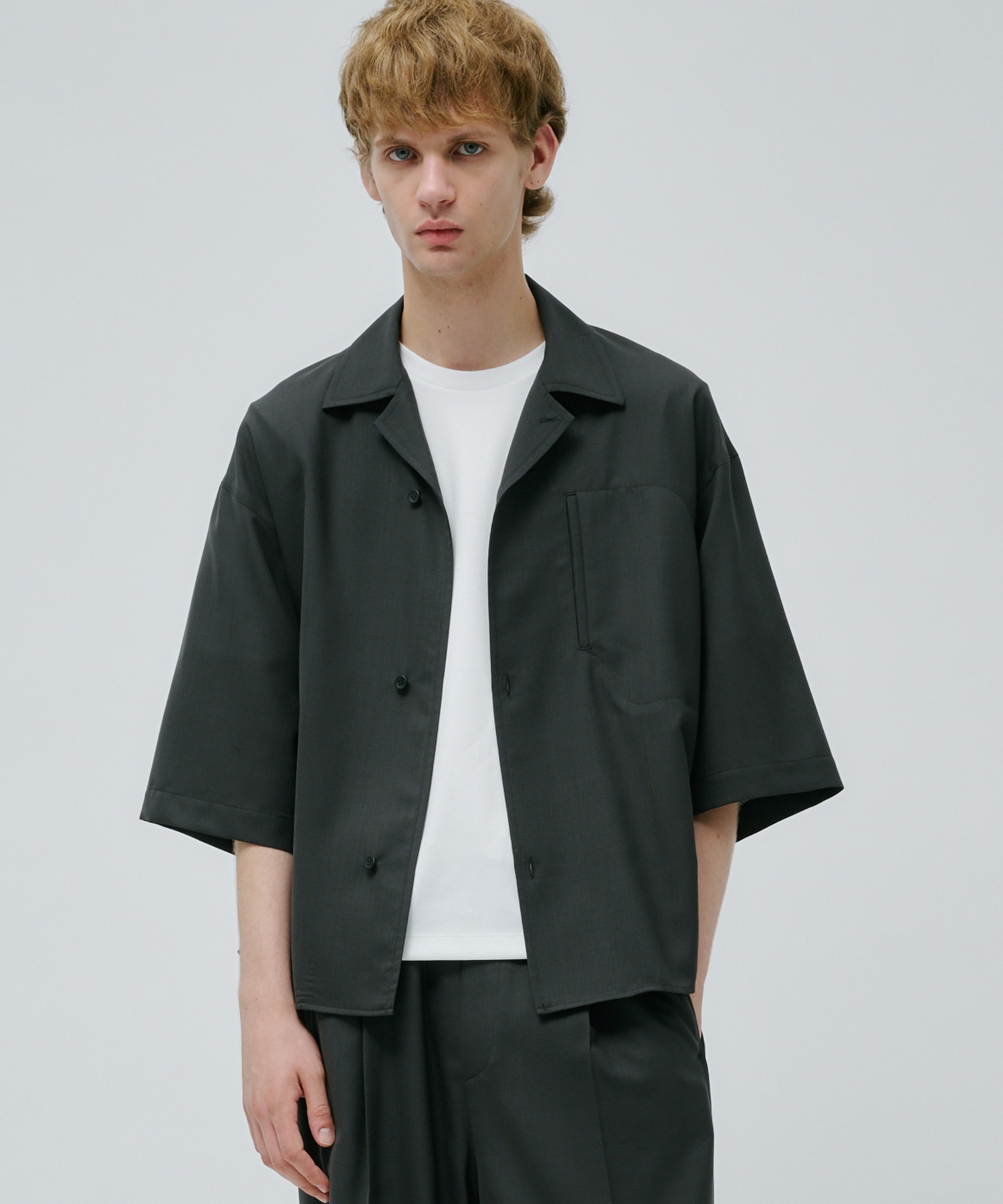 DARK GREY
