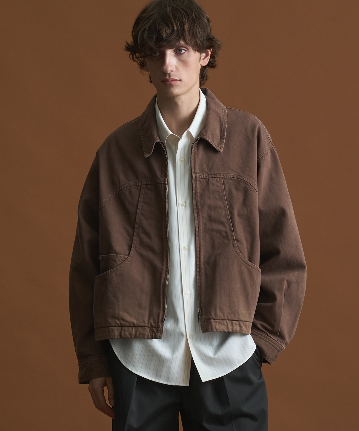 LIGHT BROWN