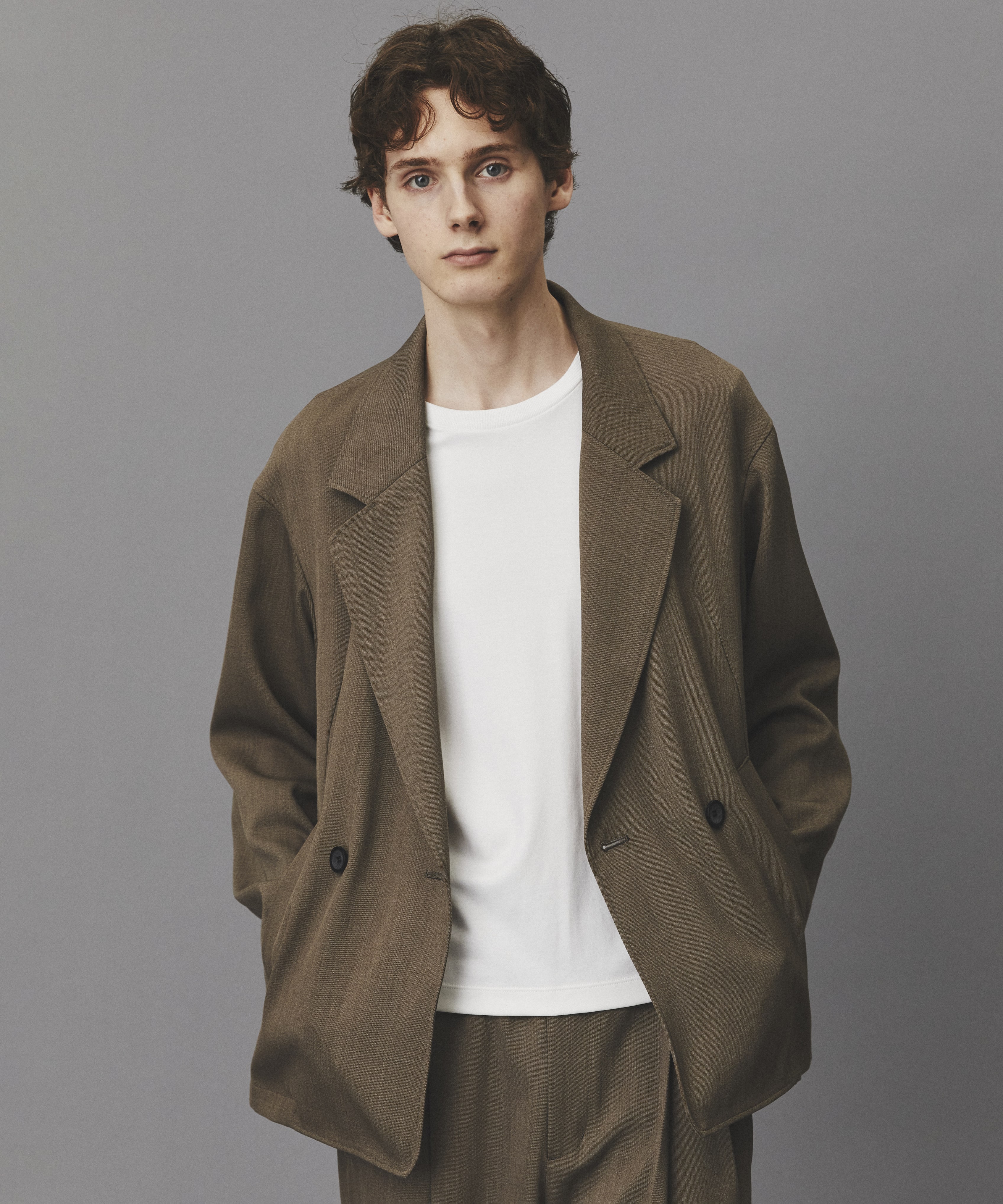 DARK BEIGE
