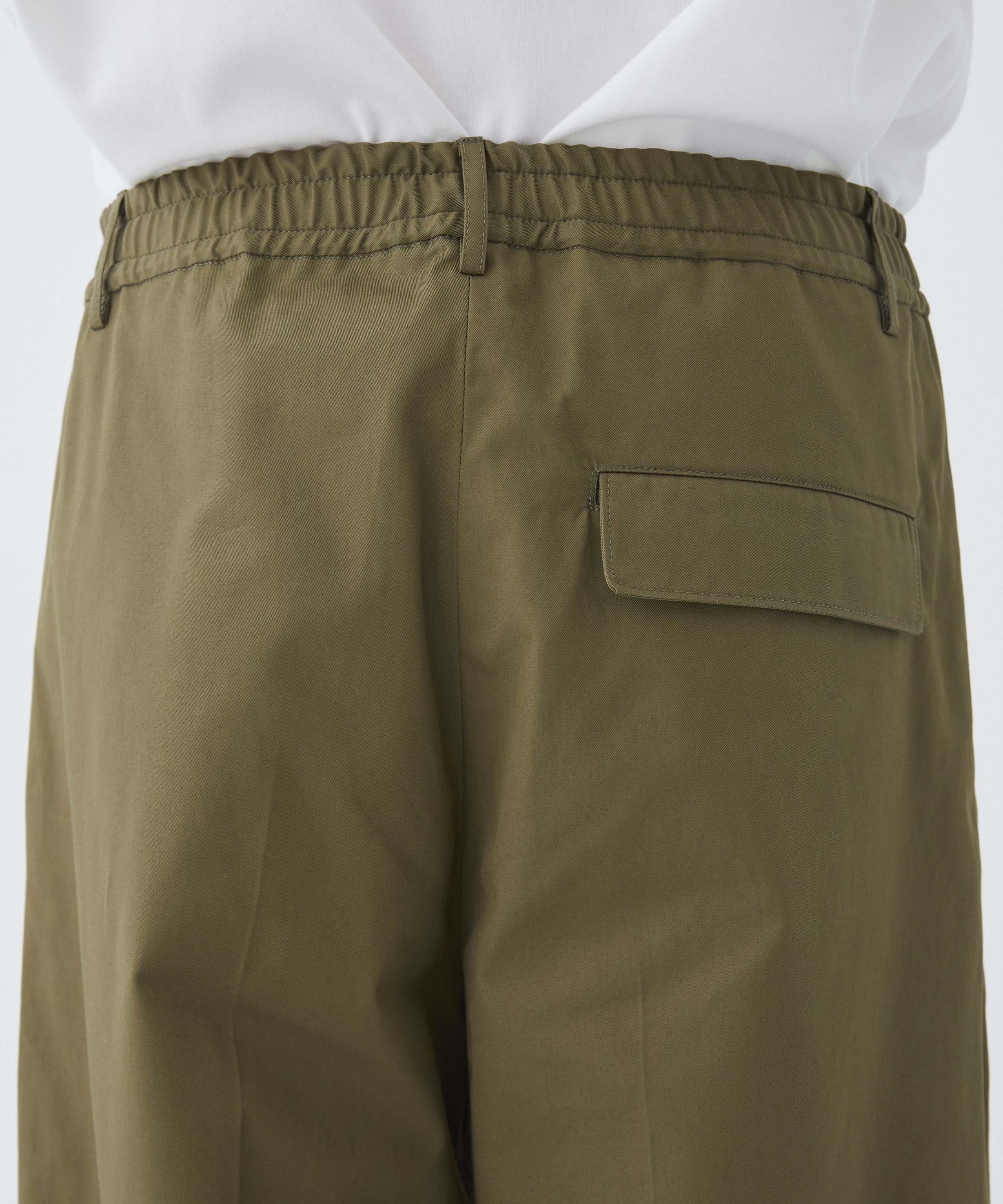 SUMMER LIGHT BARREL CHINOS