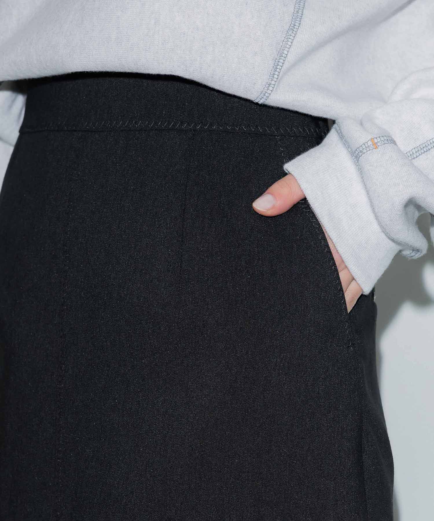 【完売間近】ステッチワークミニスカート
