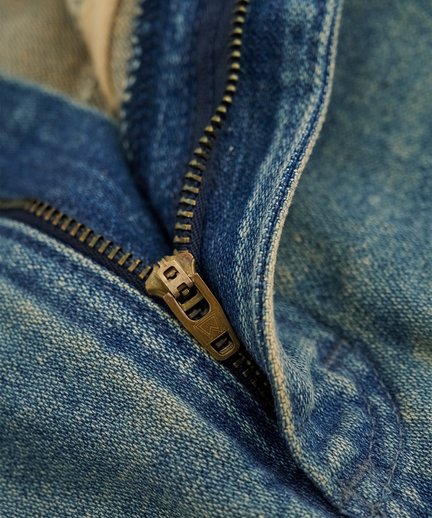 SWITCHNARROW JEANSKIRT