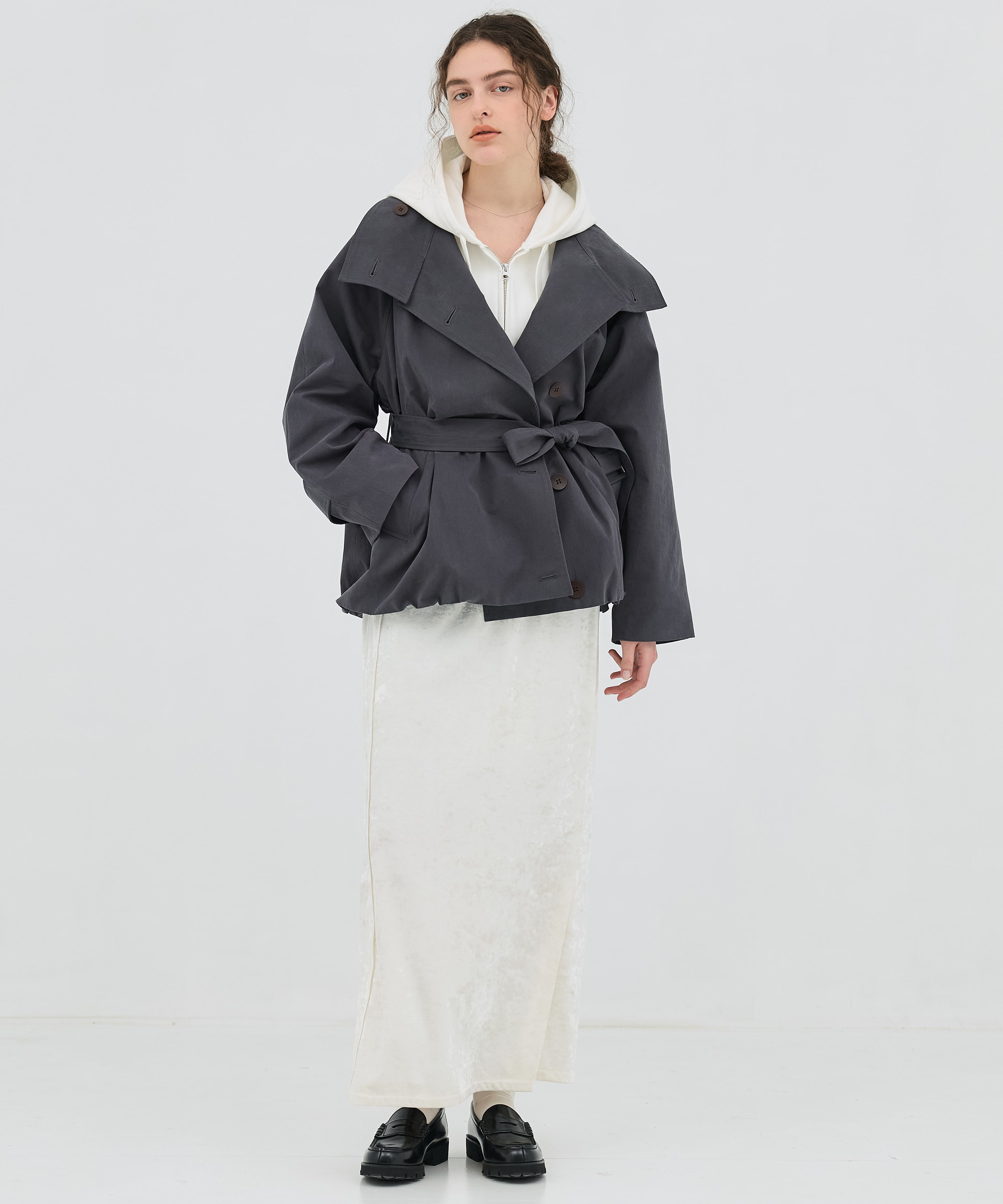 【完売間近】ファンネルネックショートトレンチコート