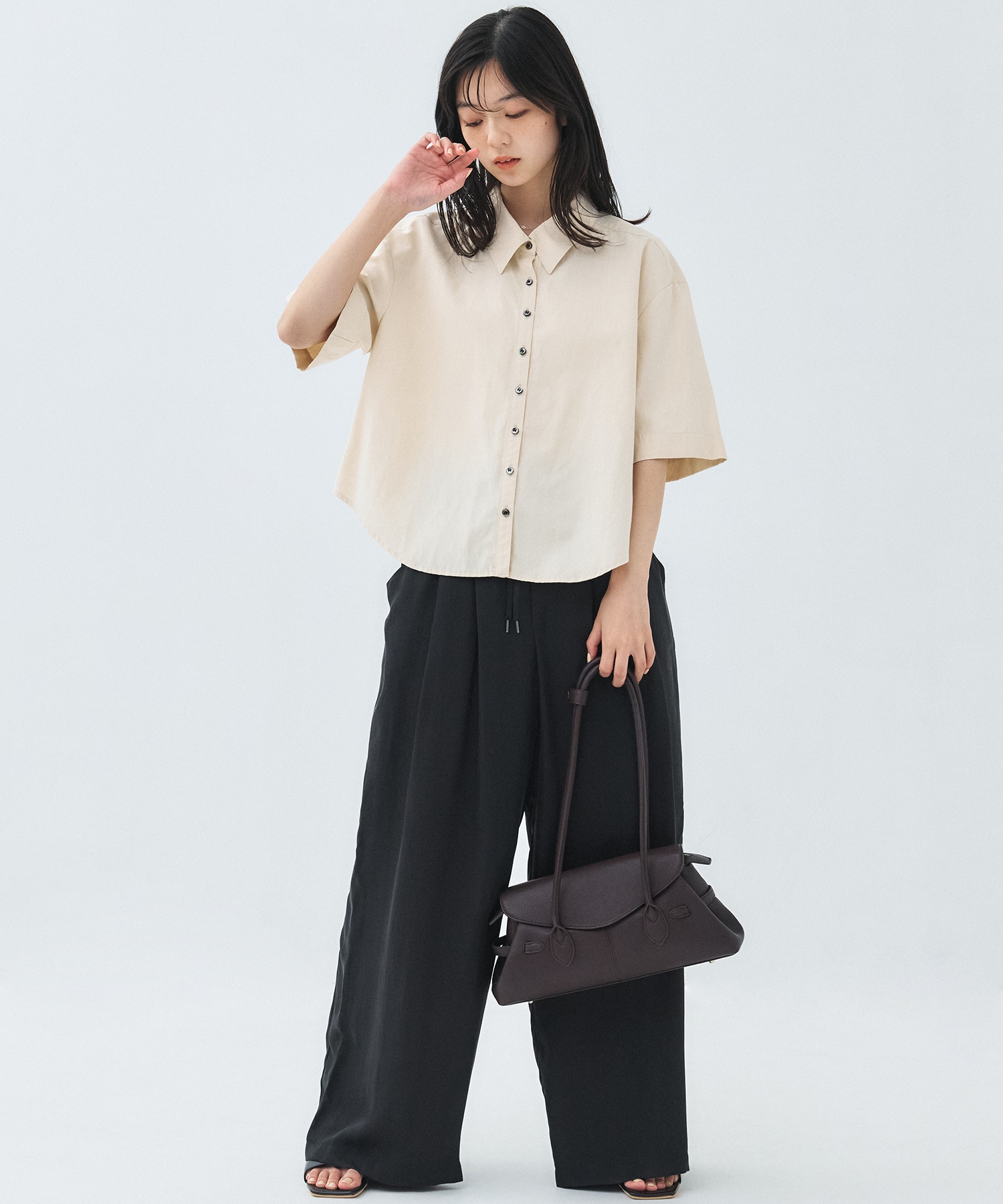 リネンレーヨンミドルスリーブシャツ