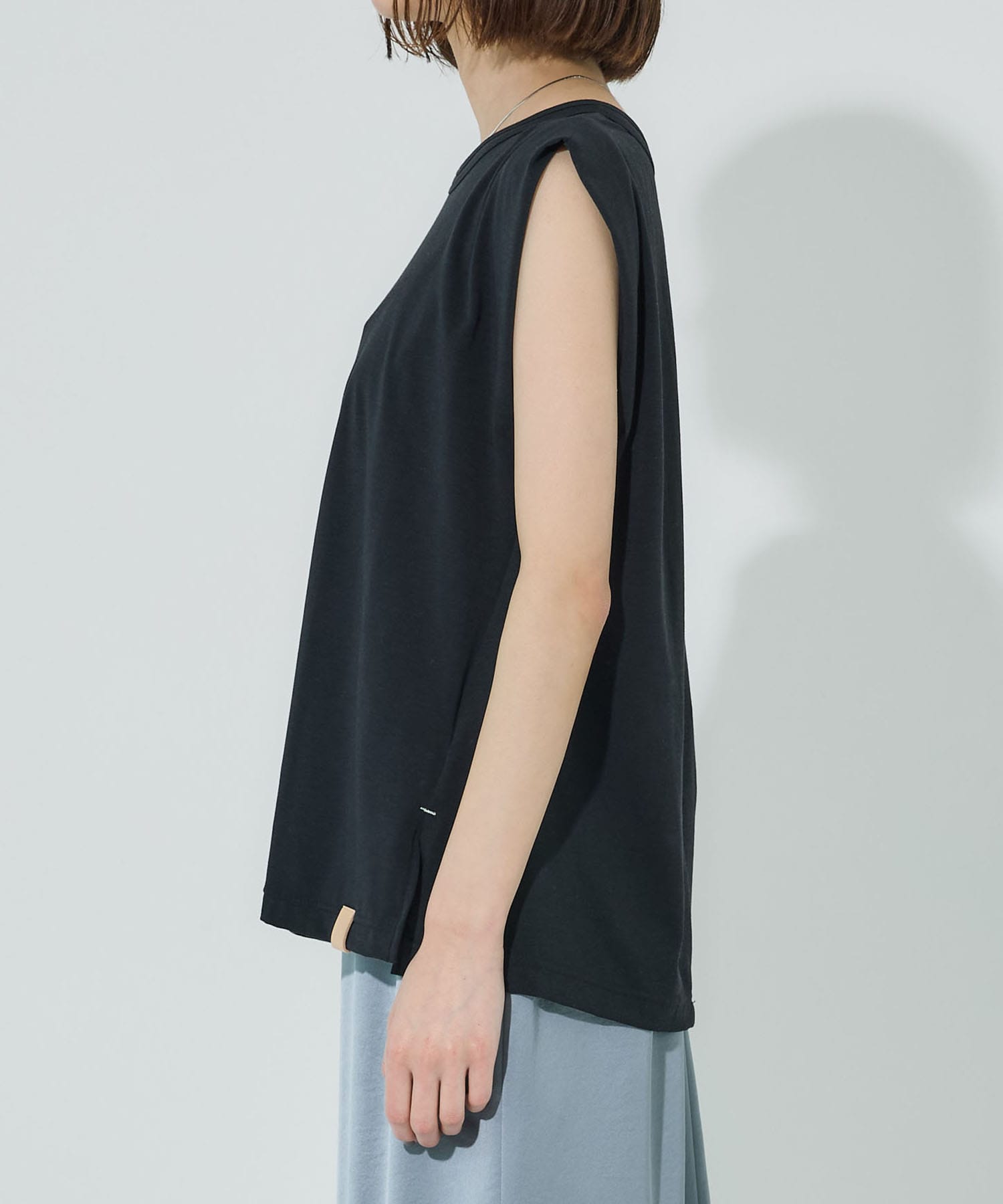 タックショルダーリラックスTEE