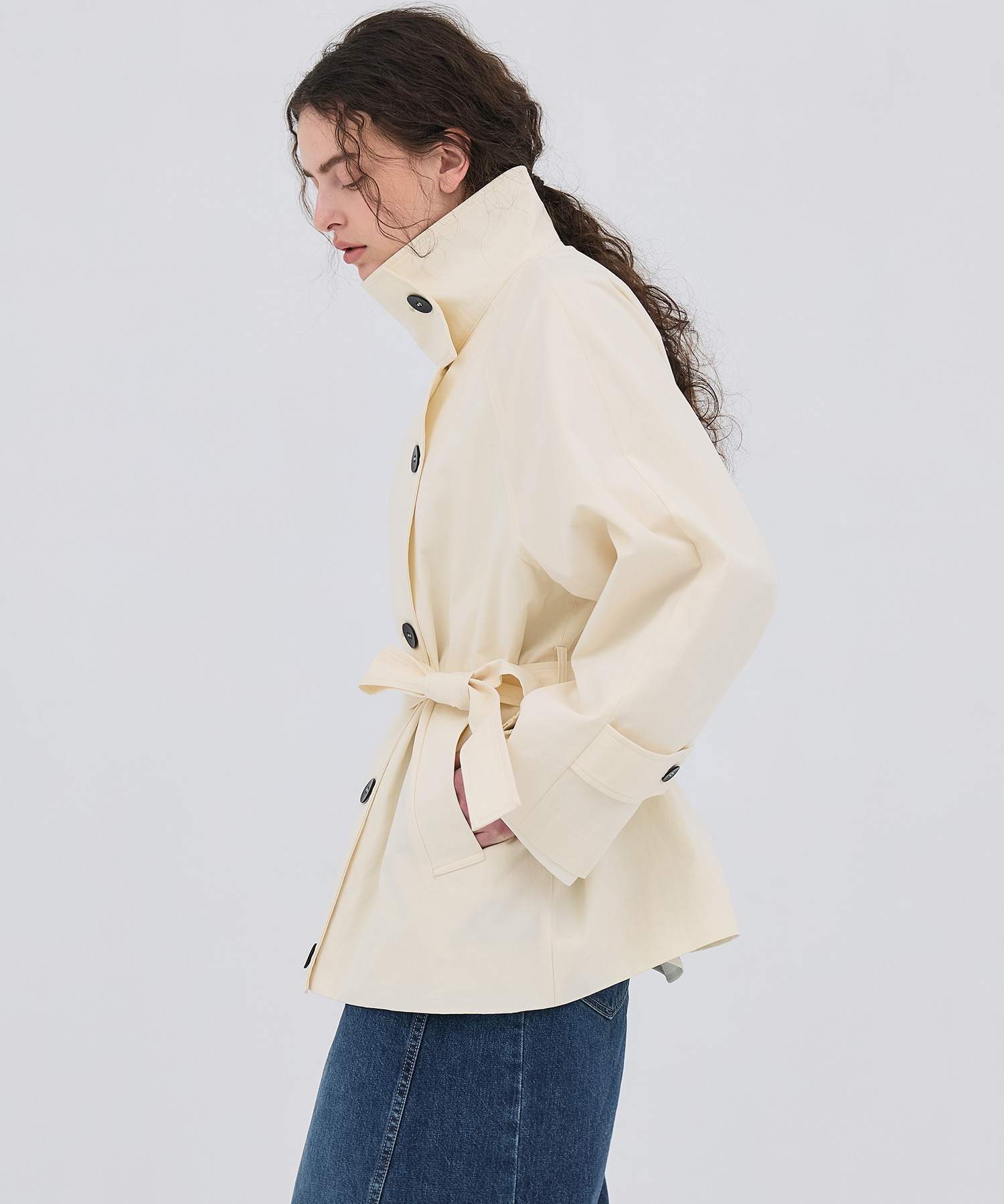 【完売間近】ファンネルネックショートトレンチコート
