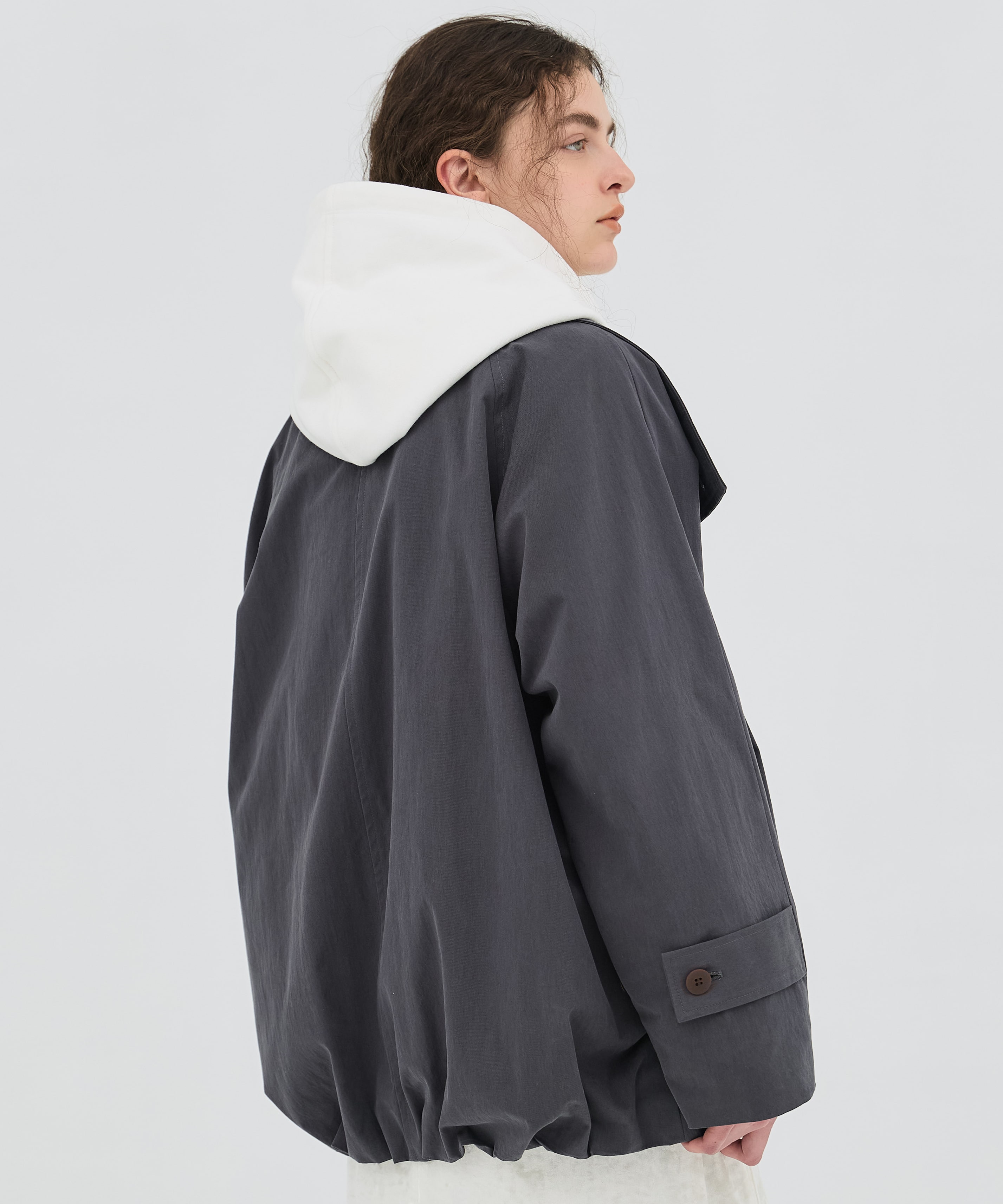 【完売間近】ファンネルネックショートトレンチコート