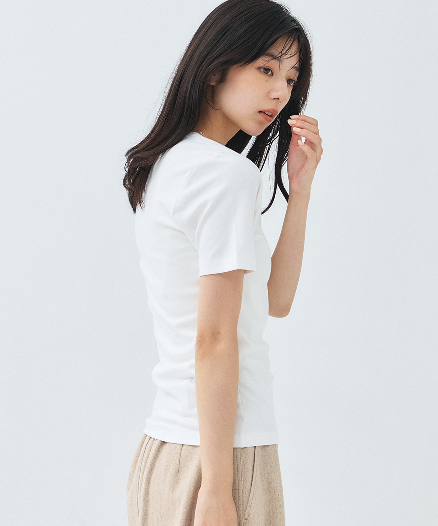 極 スクープネックTEE