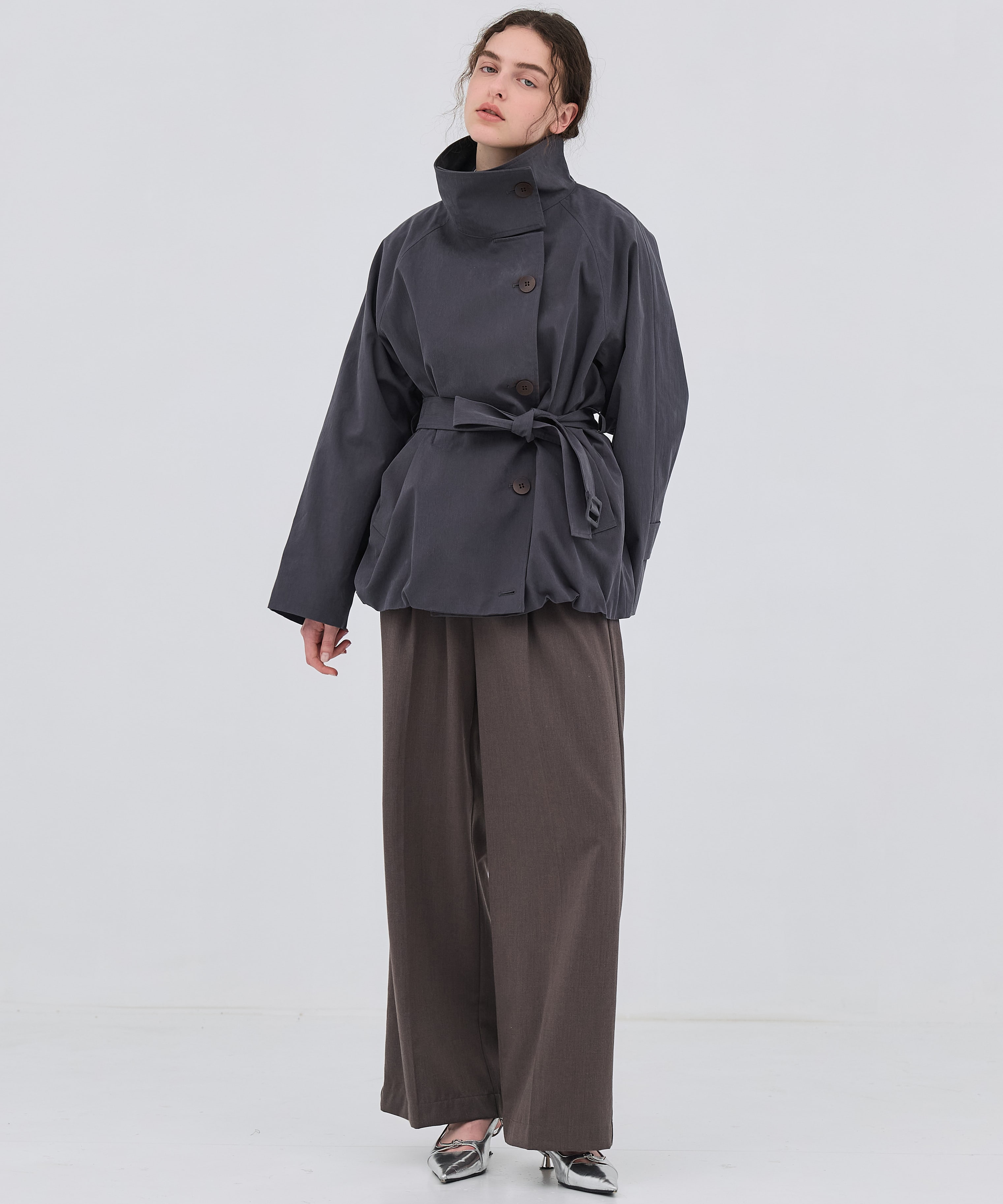 【完売間近】ファンネルネックショートトレンチコート