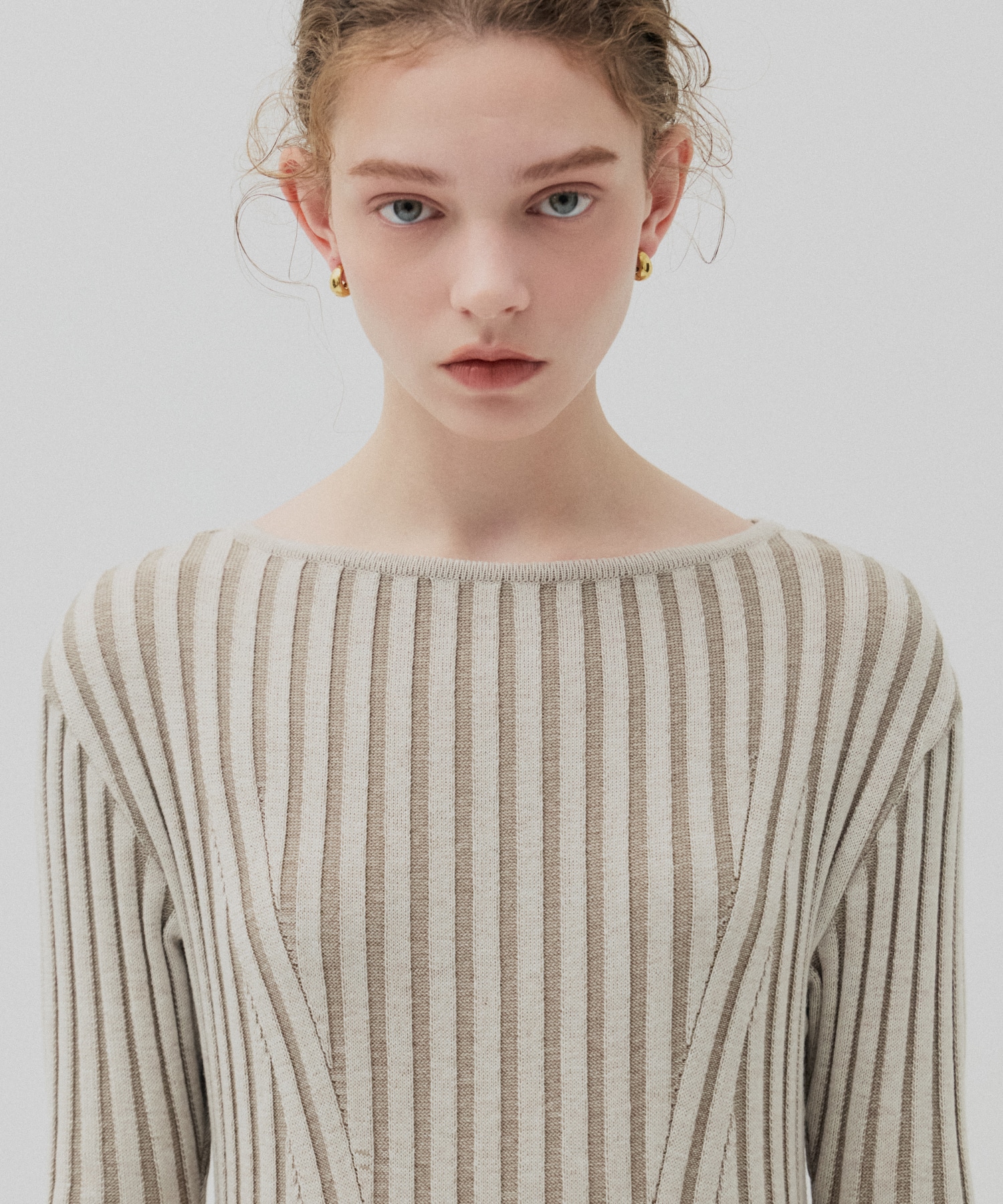 フレアリブニットワンピース