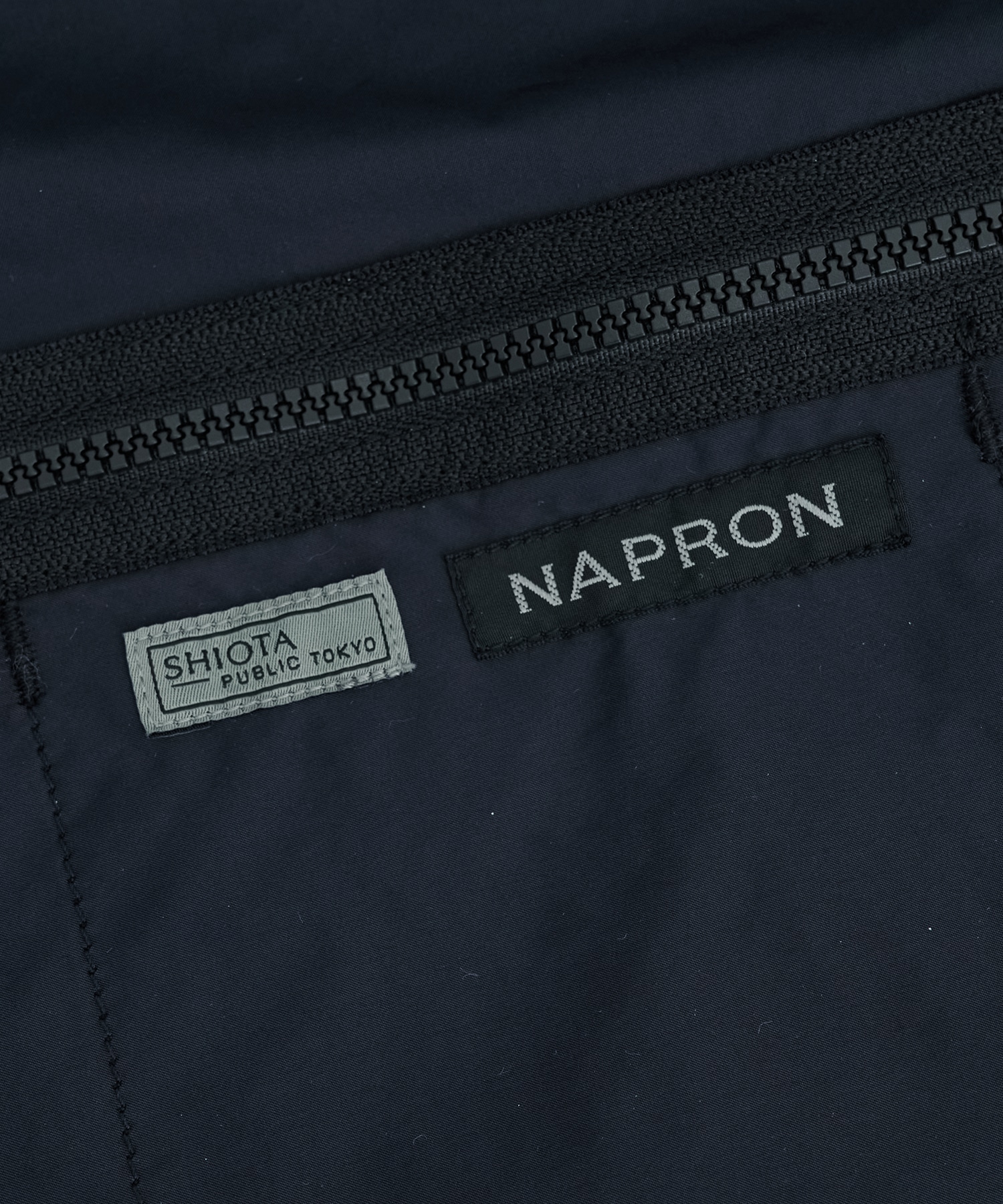 【残りわずか】NAPRON/SHIOTA 折ショルダーL