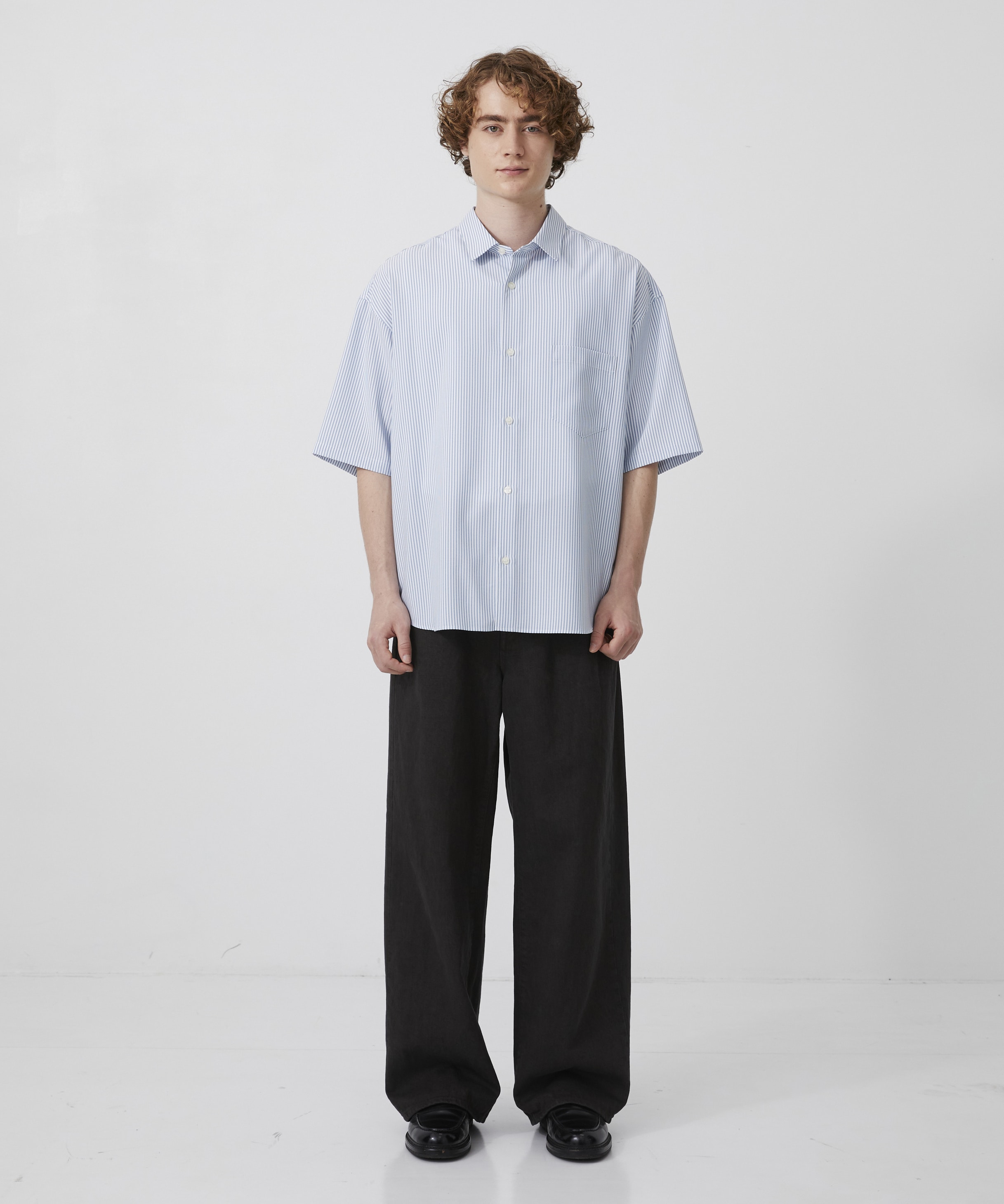 【再入荷】コンフォートリラックスレギュラー半袖シャツ